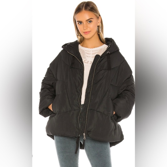 Free People Jackets & Blazers - FREE PEOPLE Black Hailey Oversize Puffer Coat - Women